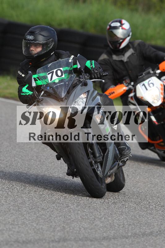 Archiv-2025/10 23.04.2025 Cornu Master School ADR/gruen-vert/70